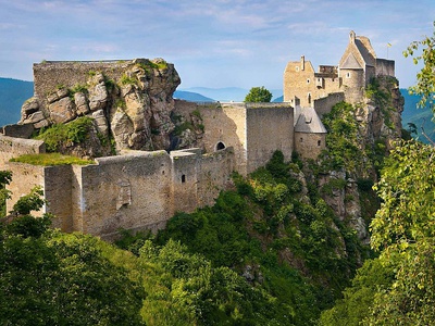 Pictures of the birthday party at the ruins of Aggstein